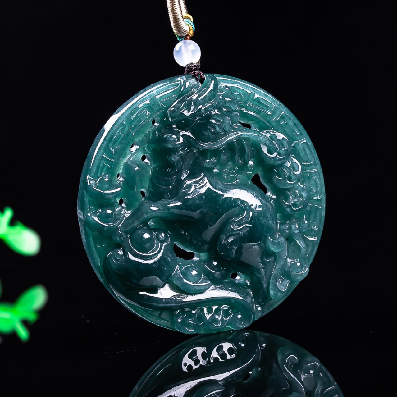 Myanmar Jadeite Dragon Pendant - Usa Vintage Fashion recension och pris