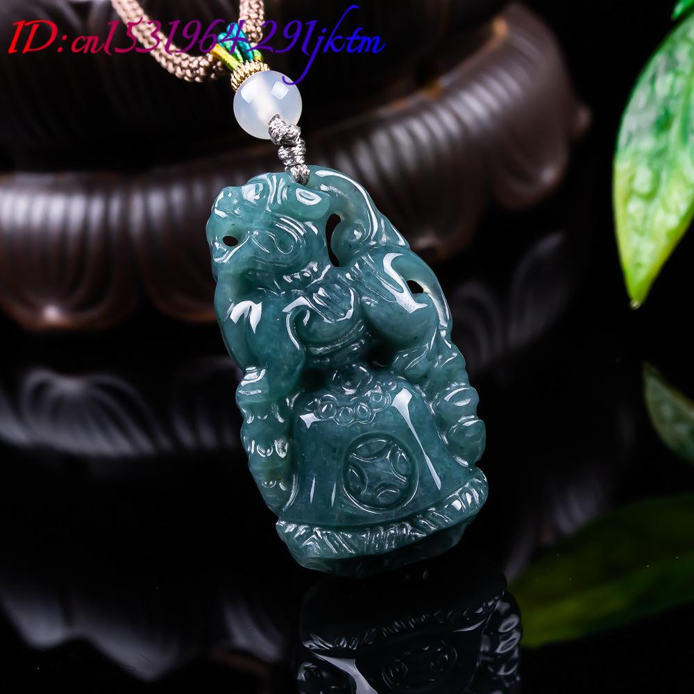 Burmese Jadeite Pixiu Pendant  - Usa Vintage Fashion recension och pris
