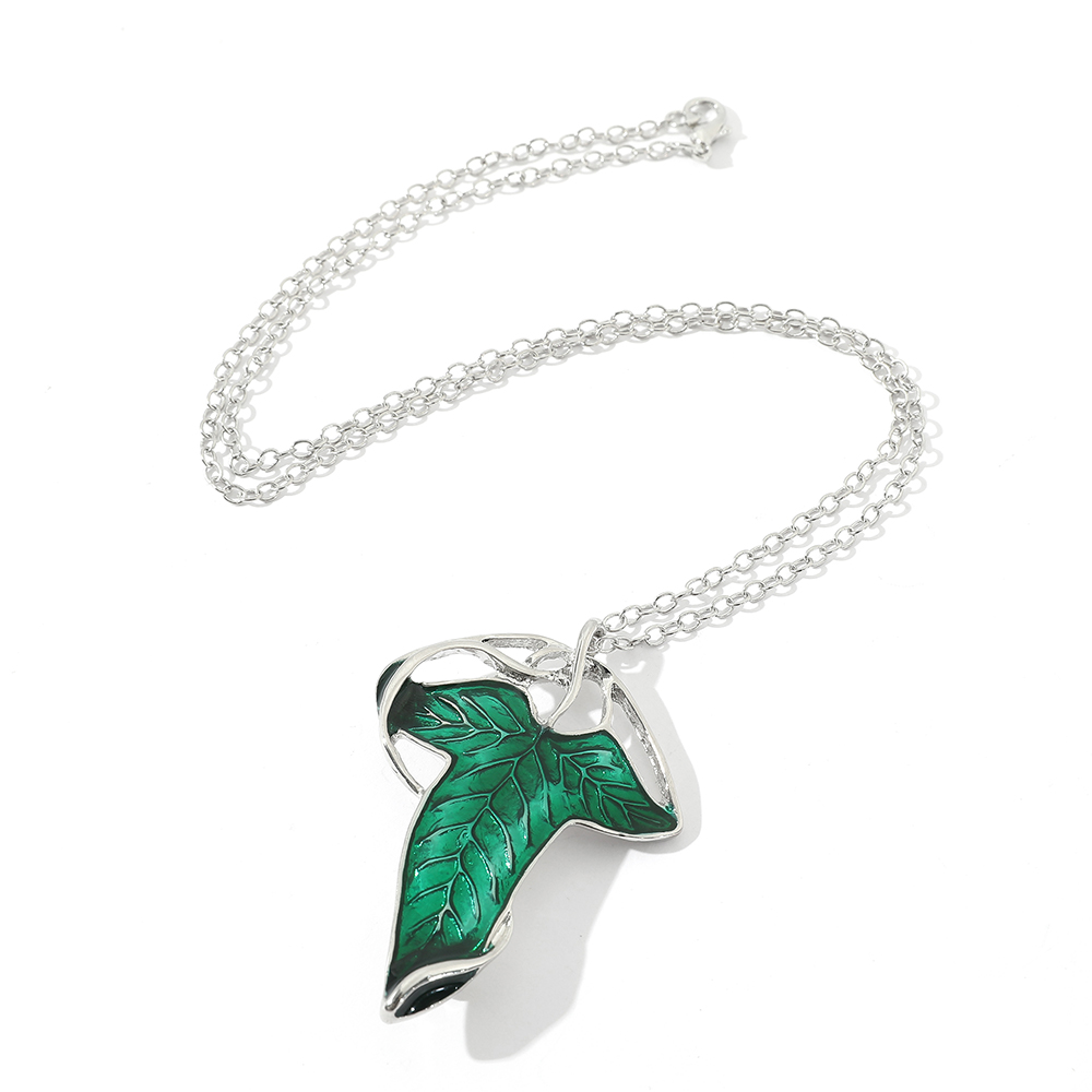 Vintage Green Leaf Pendant Nec - Vintage Fashion Enthusiasts recension och pris