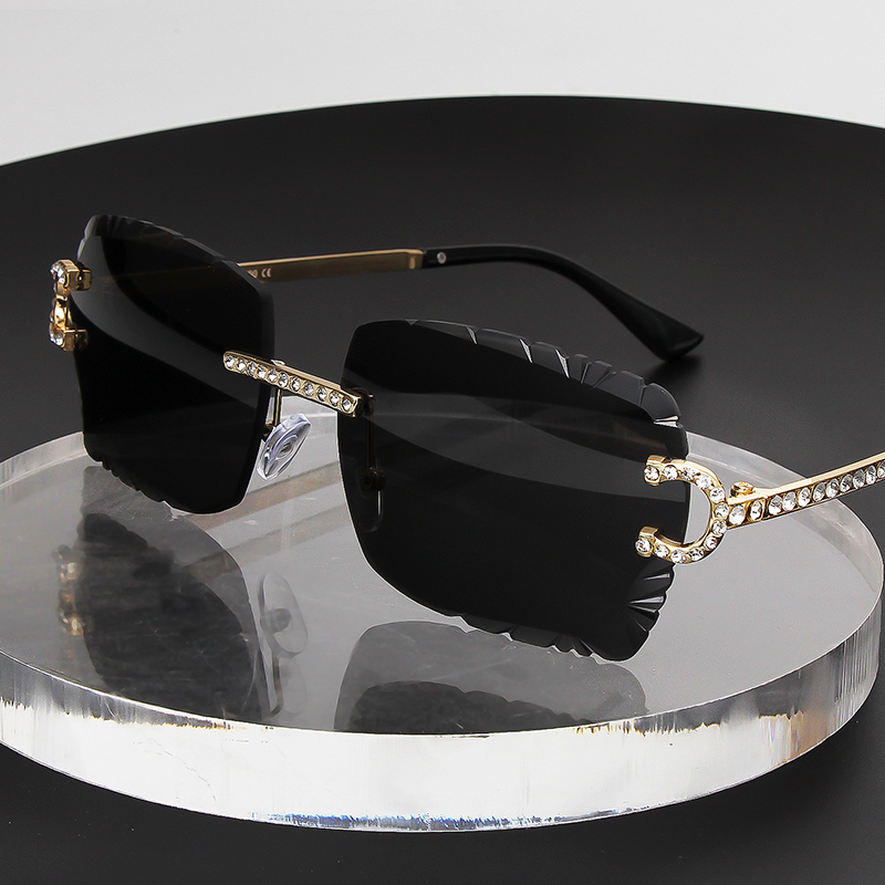 Fashion Rimless Square Sunglas - Vintage Fashion Enthusiasts recension och pris