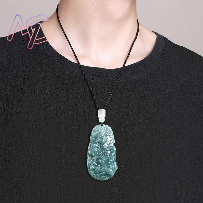 Myanmar Jadeite God of Wealth  - Usa Vintage Fashion recension och pris